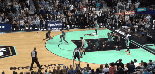 马刺:绝杀与被绝杀之间;切特归来后的雷霆