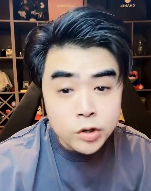 火力全开！朱开回应Doinb：你休息的时间比我久啊，而且我休息的时候我不出国啊