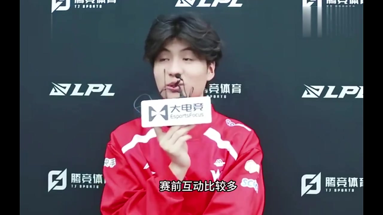 回旋镖！Monki：赛前Ale问我买好机票没 我现在担心他会不会失业